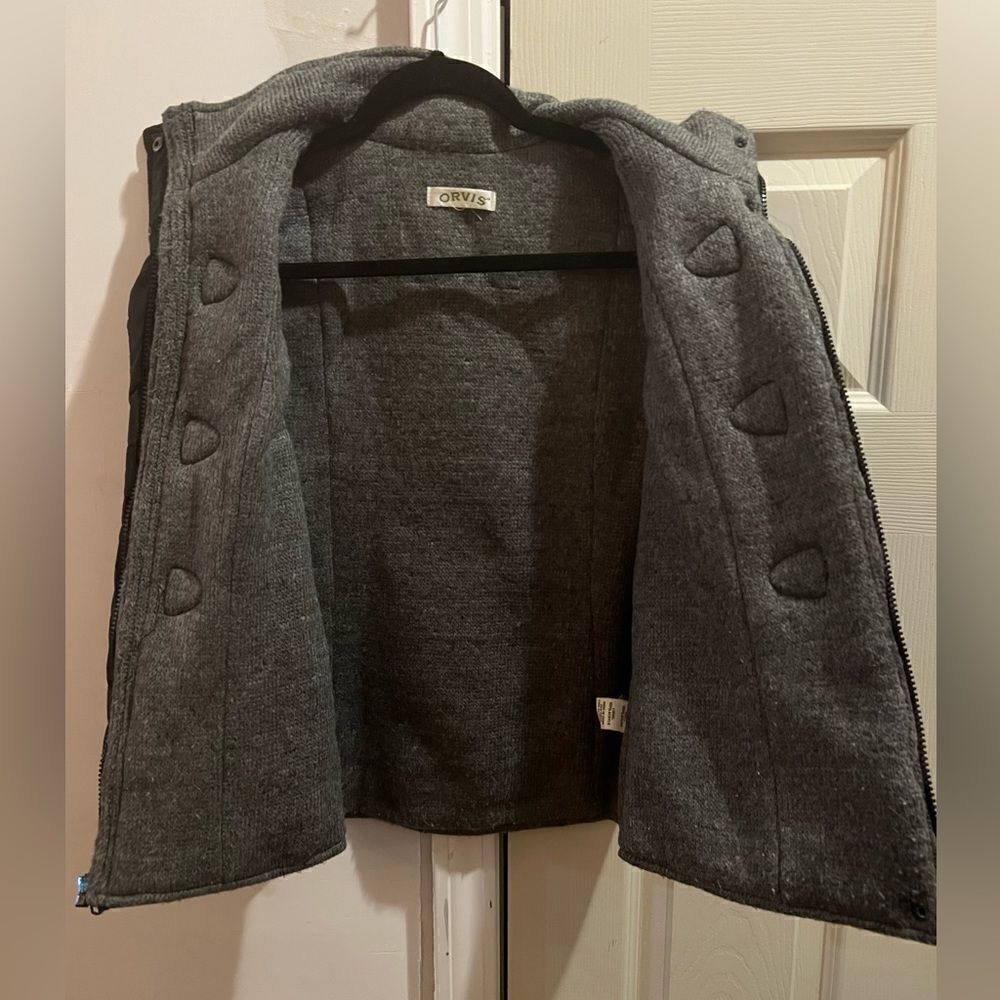 Women’s Orvis Vest - Picture 8 of 8